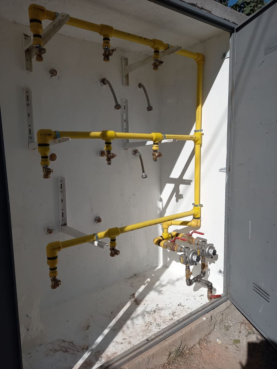 Batería de medidores - Gabinete centralizado